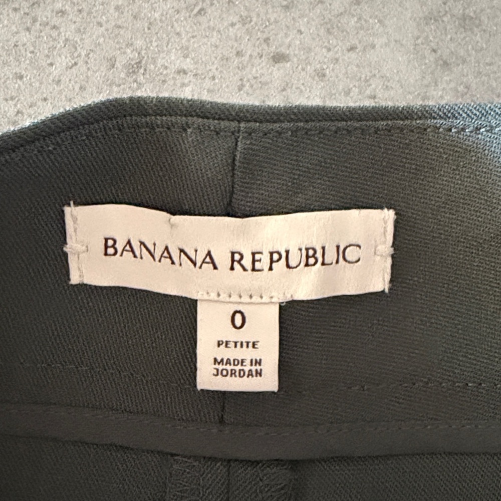 Banana Republic High-rise Wide-leg Italian Wool pants - Picture 5 of 9